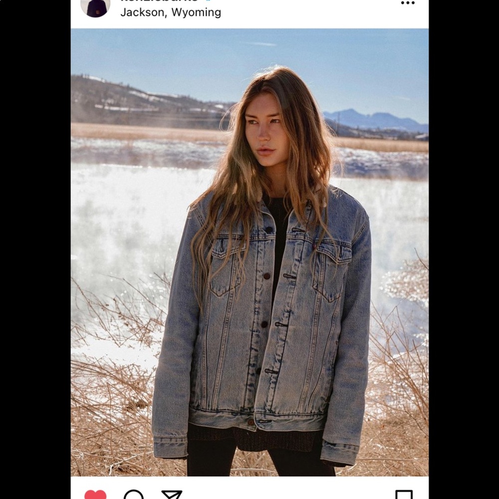 Levis denim sherpa lined jacket seen on kenzie burke